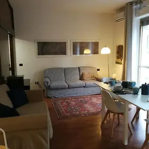 https://flat-11-mm1-loreto-pasteur-parcheggio-privato-p5.it-lombardy.com