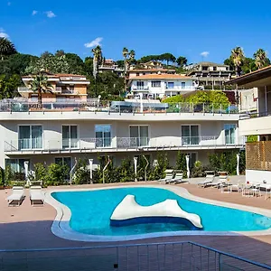 4* Resort Ciclope